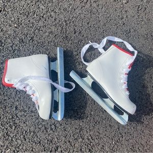 Double blade Toddler ice skates size 9